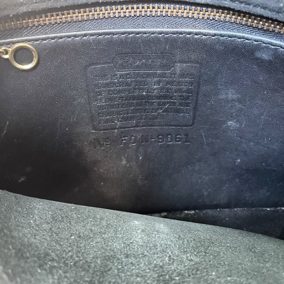 Vintage Coach Crossbody - Picture 5 of 5